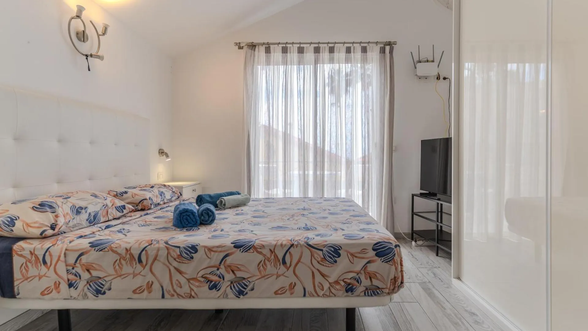 Renovated Villa In Las Americas Sea Coast Playa de las Americas