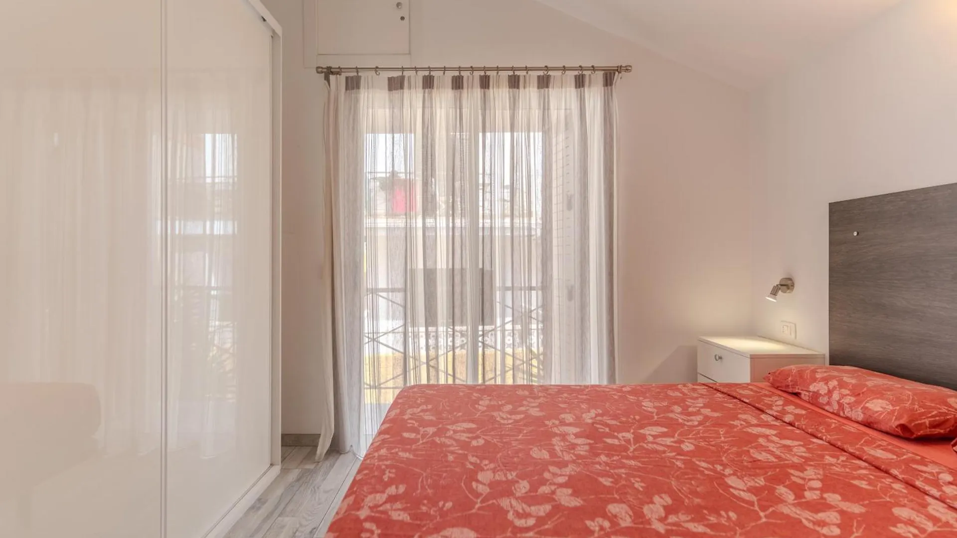Renovated Villa In Las Americas Sea Coast Playa de las Americas  0*, Playa de las Americas (Tenerife)