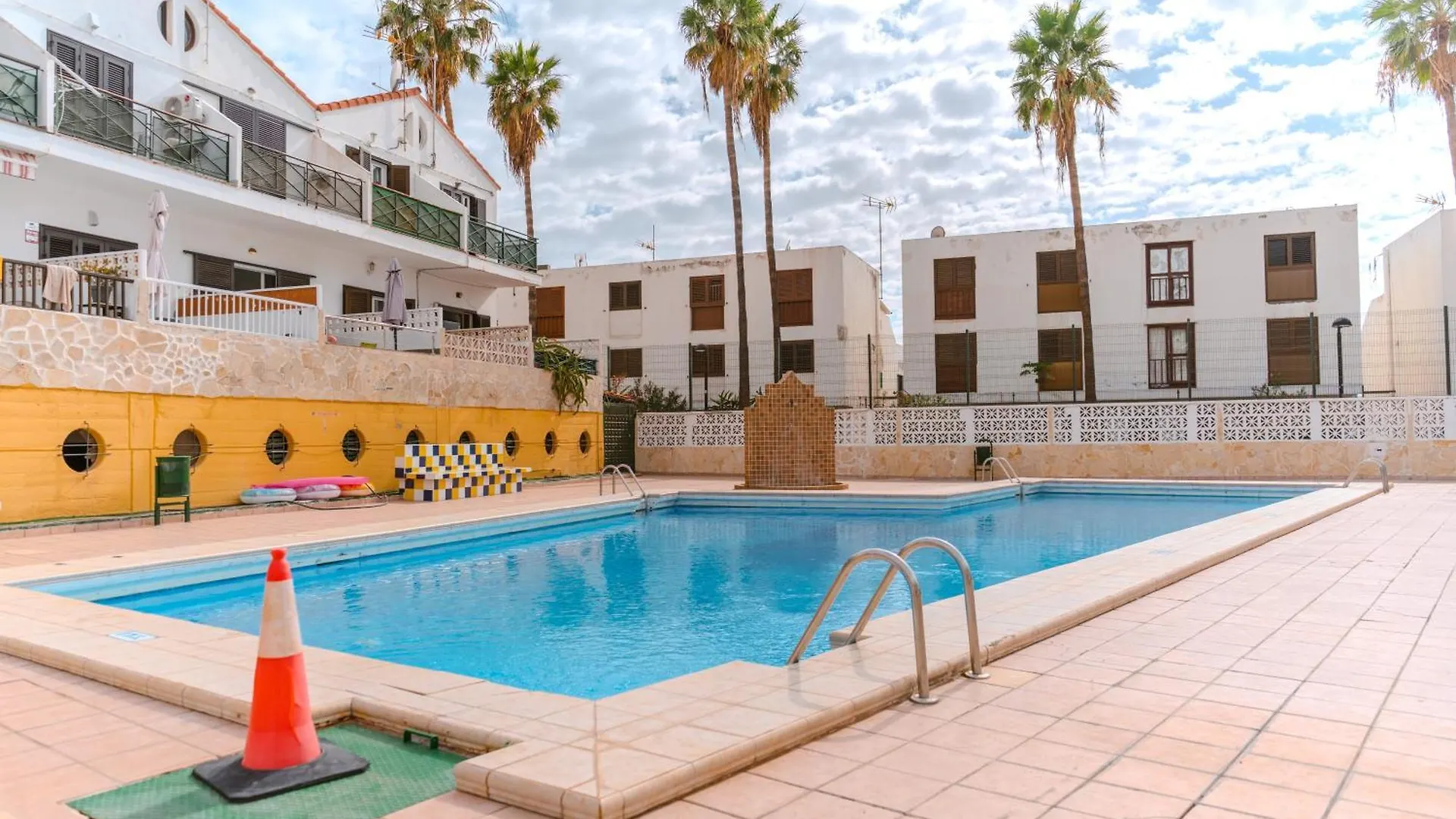 Renovated Villa In Las Americas Sea Coast Playa de las Americas