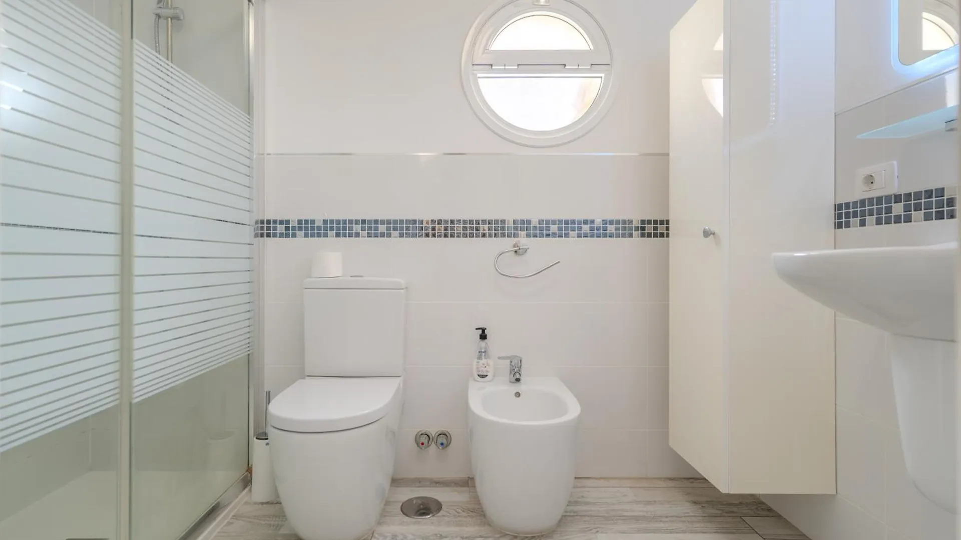 Renovated Villa In Las Americas Sea Coast Playa de las Americas  0*, Playa de las Americas (Tenerife)